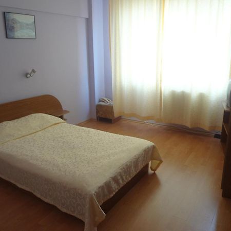 Paradise Hotel Madzharovo 객실 사진