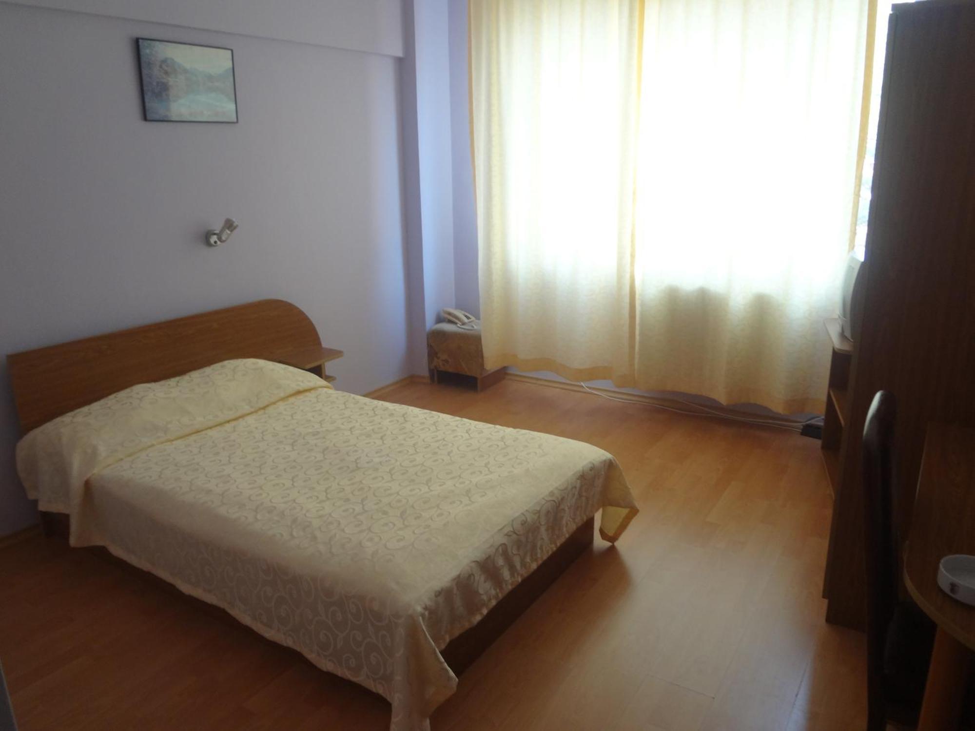 Paradise Hotel Madzharovo 객실 사진