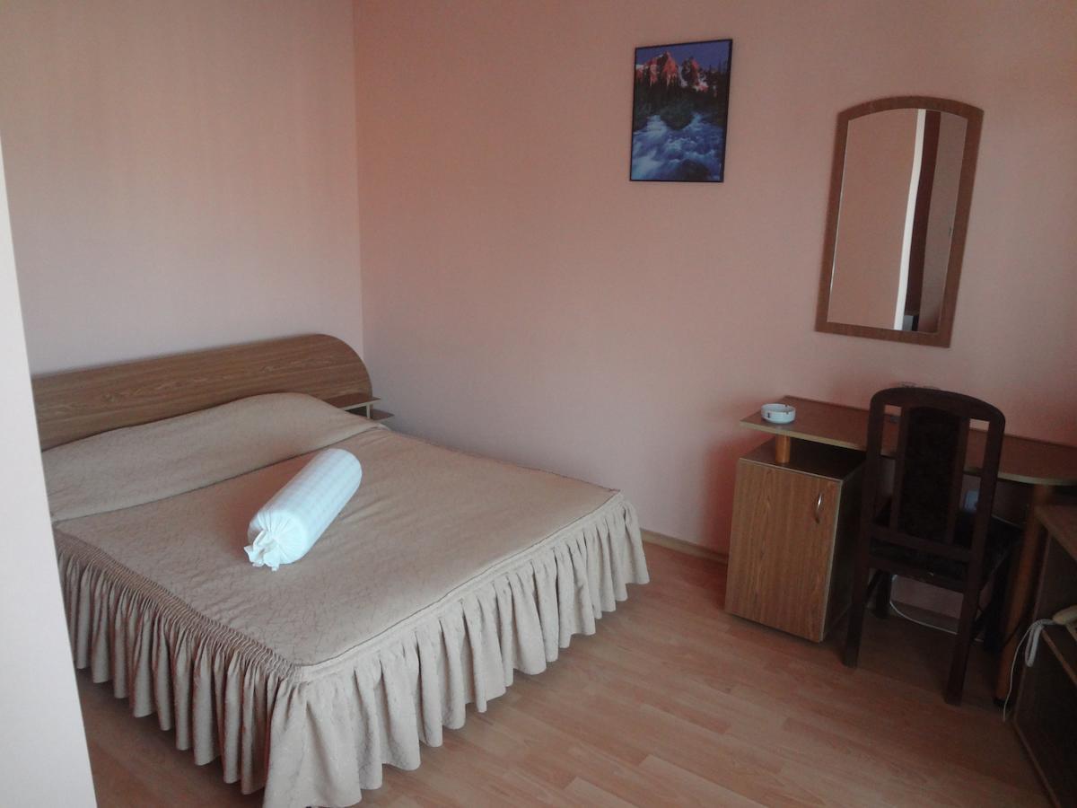 Paradise Hotel Madzharovo 객실 사진