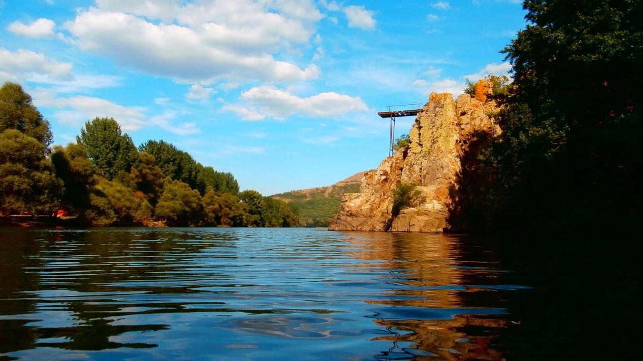 Paradise Hotel Madzharovo 외부 사진
